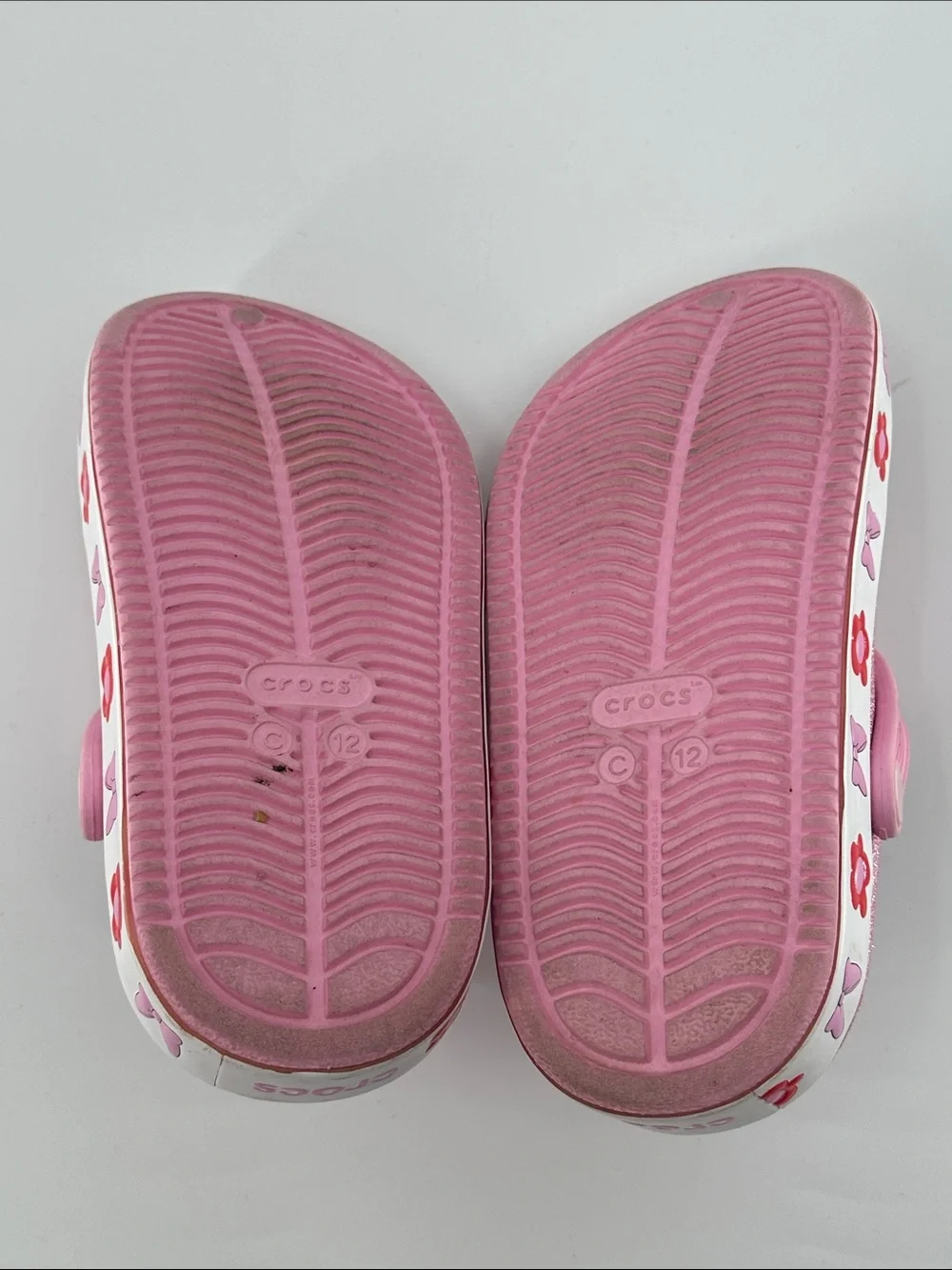 CROCS Kids Pink Glitter Minnie Mouse Clogs with Flower Charms